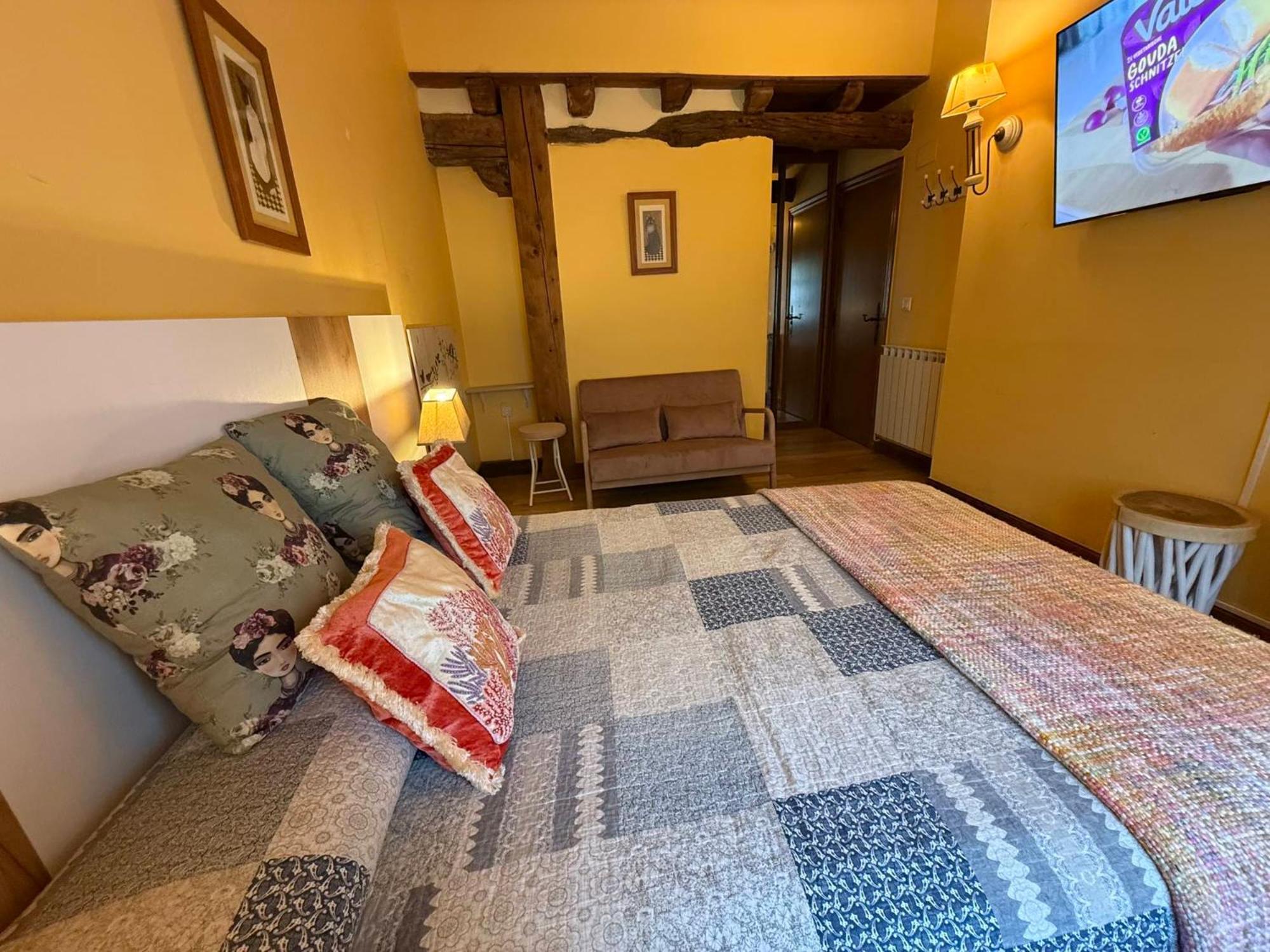Casa Peluaga Guest House Oiartzun Eksteriør bilde